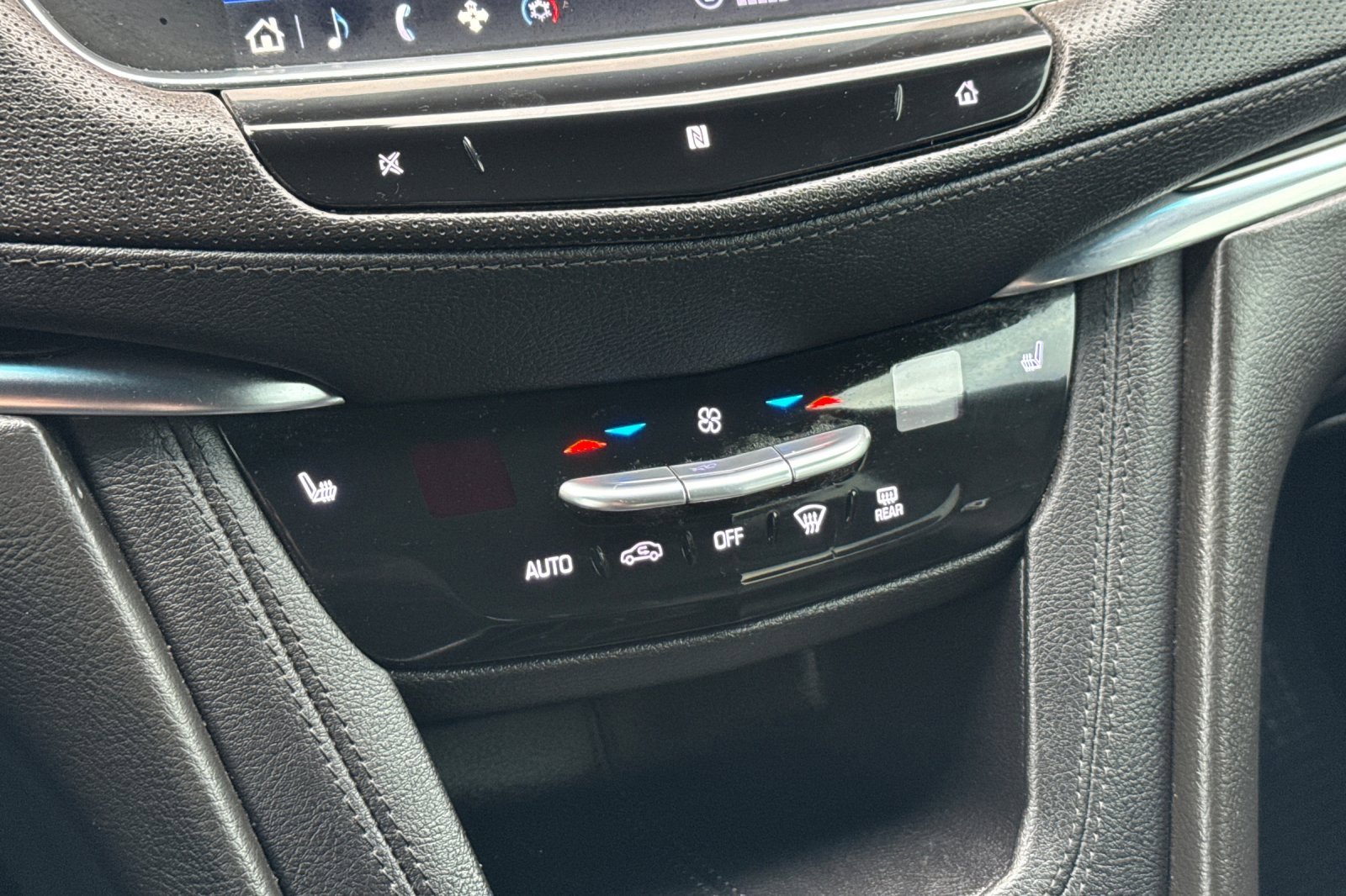 Used 2020 Cadillac XT5 Premium Luxury image 28