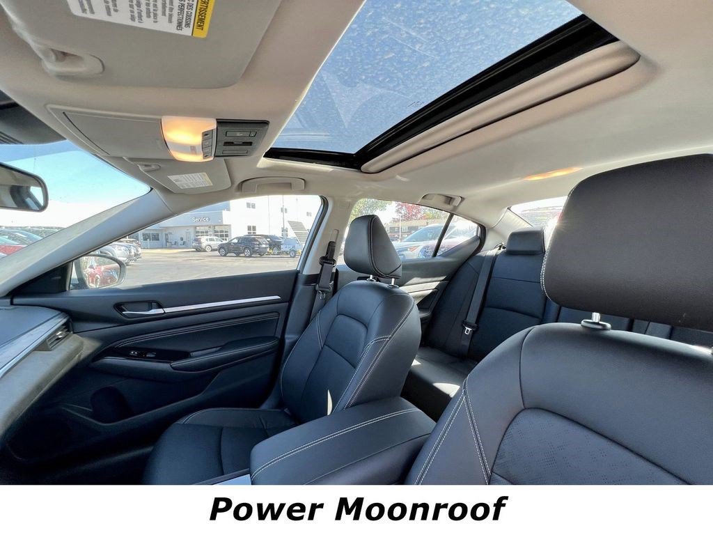 Certified 2025 Nissan Altima 2.5 SL FWD image 11