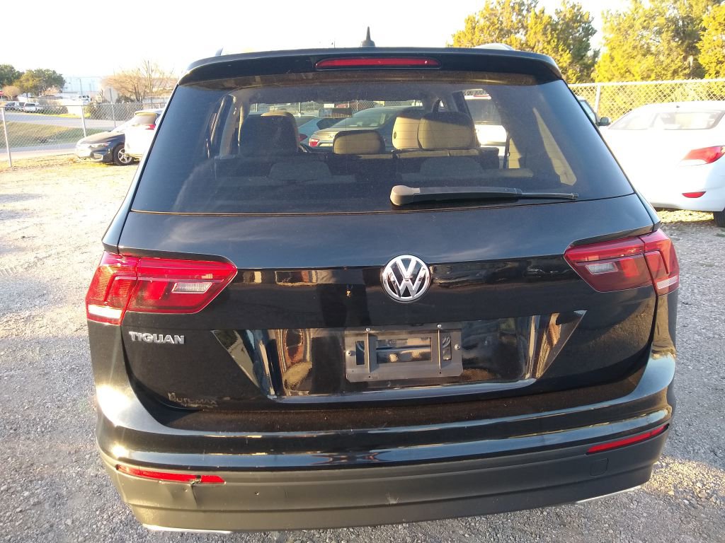 Used 2021 Volkswagen Tiguan S image 10