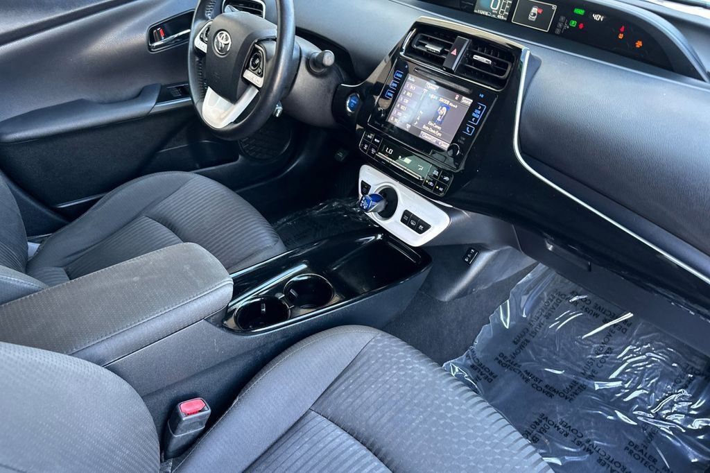 Used 2019 Toyota Prius Prime Plus image 13
