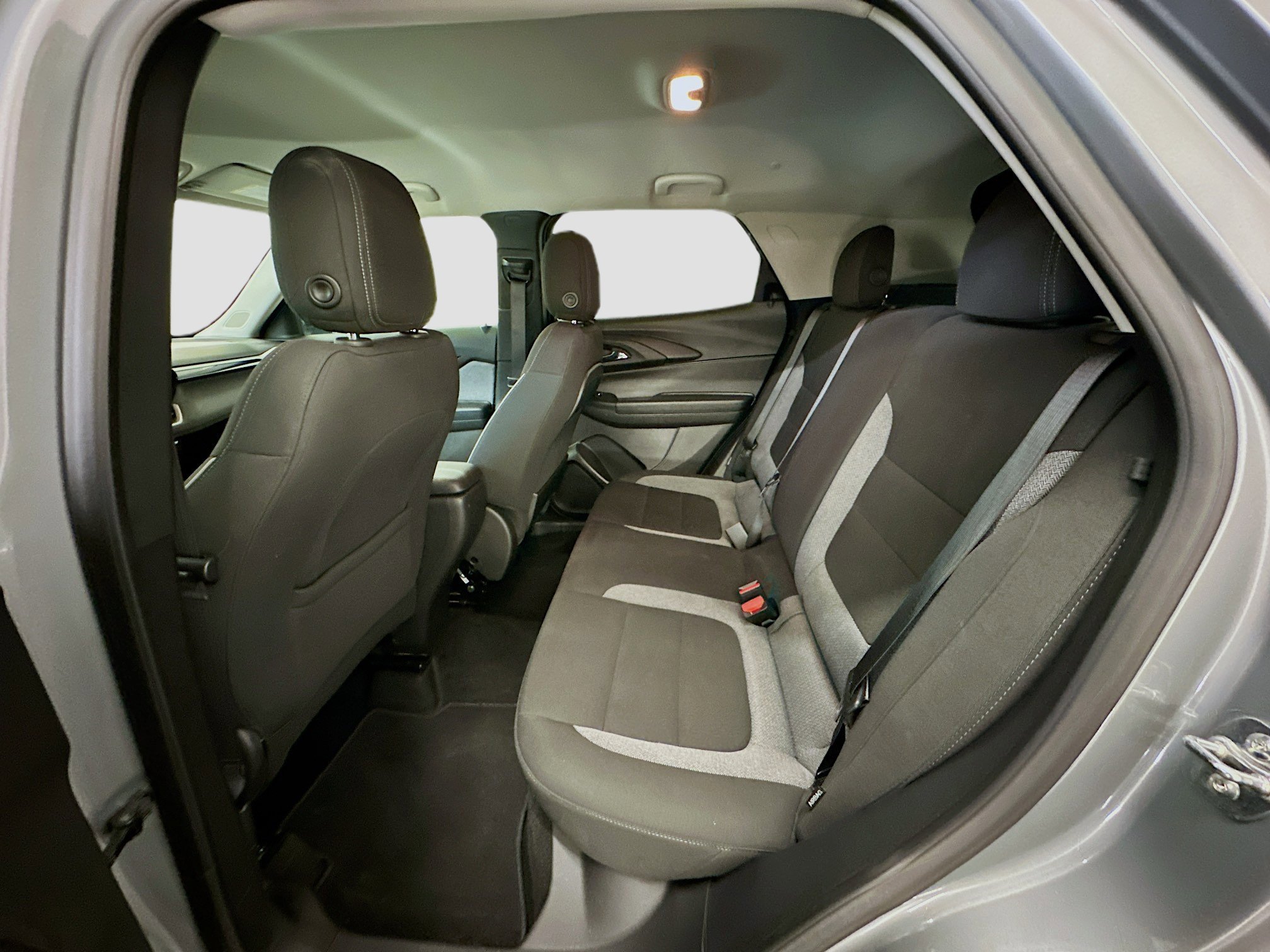 Used 2025 Chevrolet TrailBlazer LT image 29