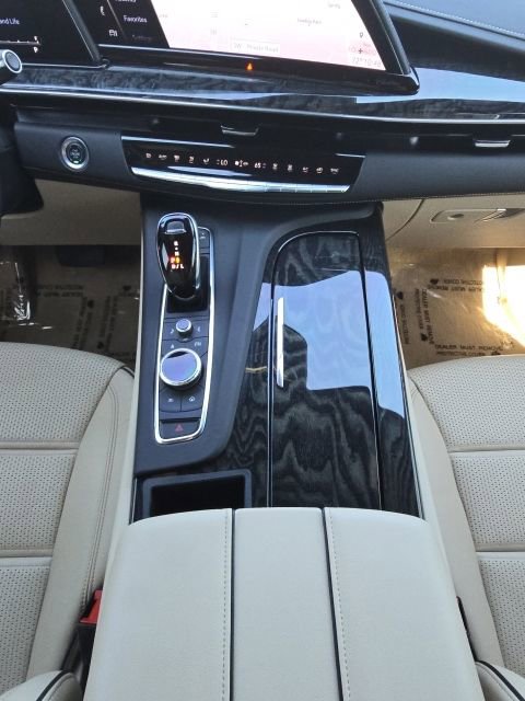 Used 2021 Cadillac Escalade Premium Luxury w/ Driver Assist Tech Package AWD/4WD image 46