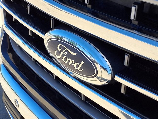 Used 2022 Ford F150 Lariat w/ Max Trailer Tow Package image 48