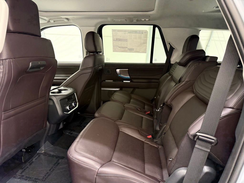 New 2025 Ford Expedition Platinum w/ Platinum Ultimate Package image 19