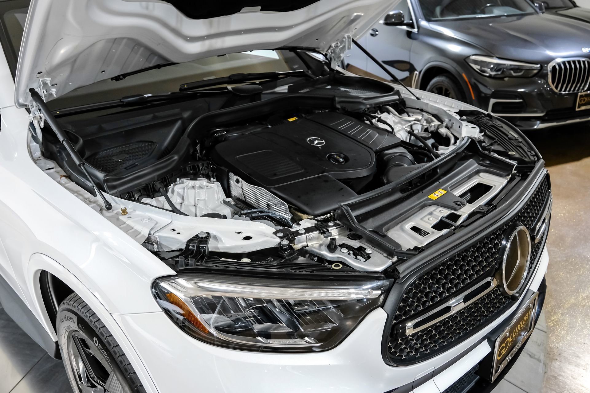 Used 2024 Mercedes-Benz GLC 300 4MATIC image 50