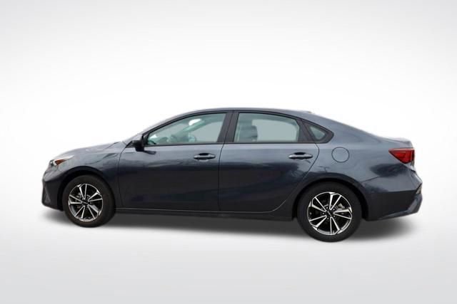 Used 2023 Kia Forte LXS w/ LXS Technology Package image 7