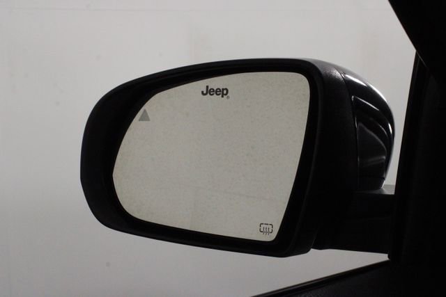 Used 2024 Jeep Compass Trailhawk image 42