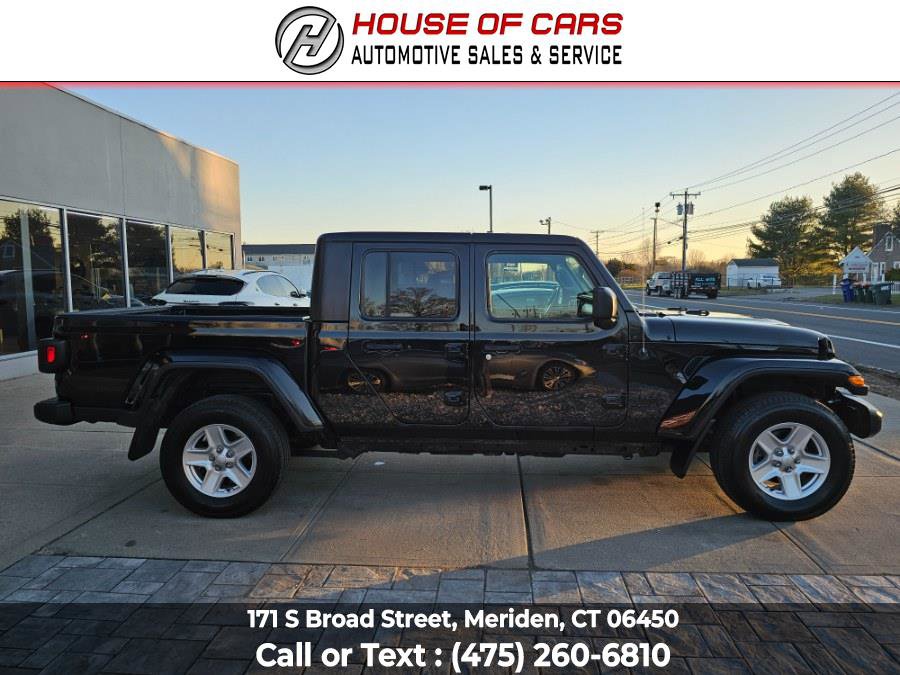 Used 2021 Jeep Gladiator Sport AWD/4WD image 3