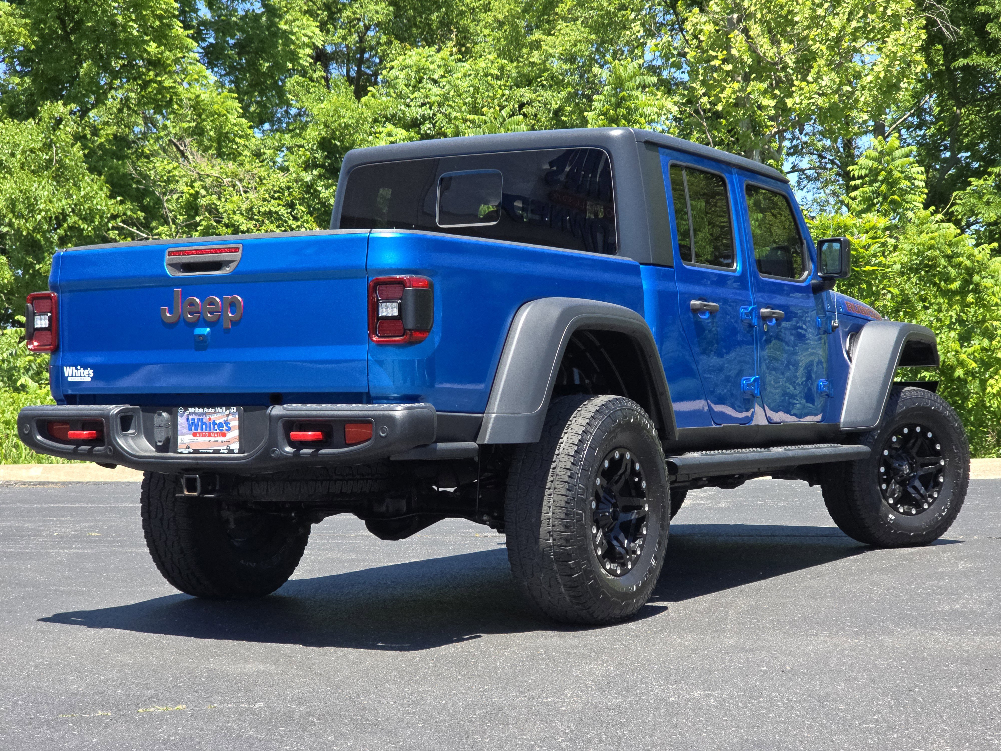 Used 2021 Jeep Gladiator Rubicon AWD/4WD image 17