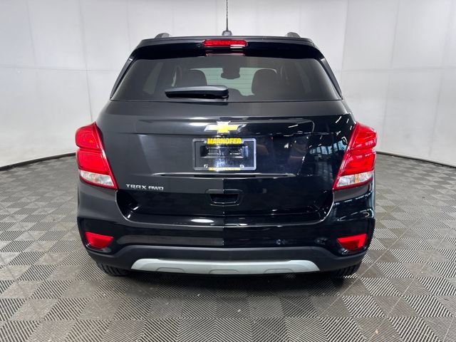Used 2022 Chevrolet Trax LT w/ LT Convenience Package image 4
