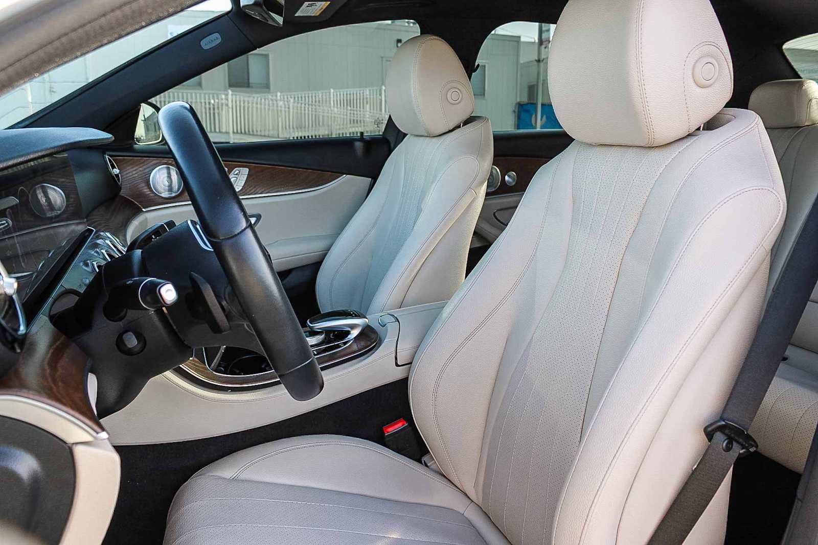 Used 2020 Mercedes-Benz E 350 Sedan image 17