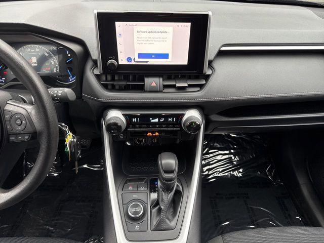 Certified 2025 Toyota RAV4 LE image 18