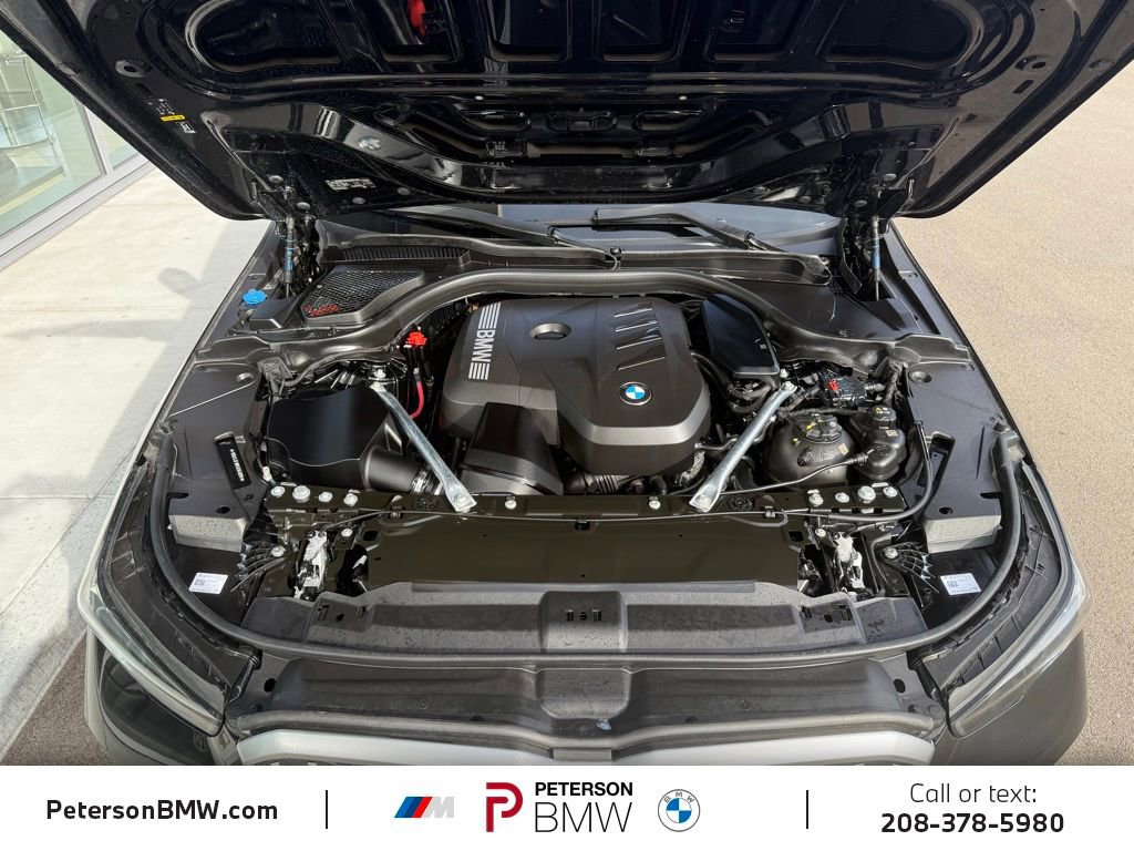 Used 2025 BMW 530i xDrive image 9