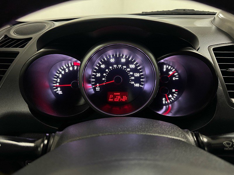 Used 2013 Kia Soul + w/ Audio Pkg FWD image 18