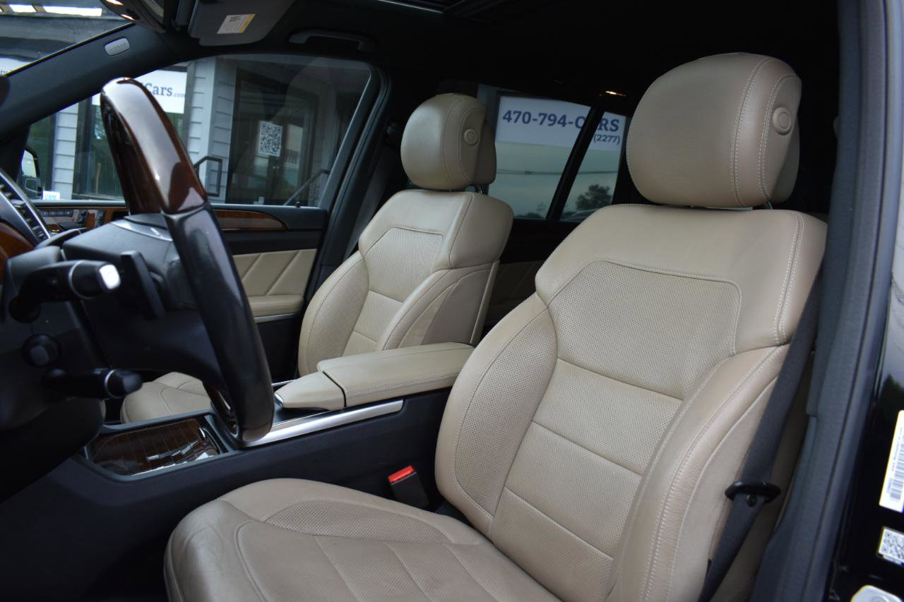 Used 2016 Mercedes-Benz GL 550 4MATIC image 25