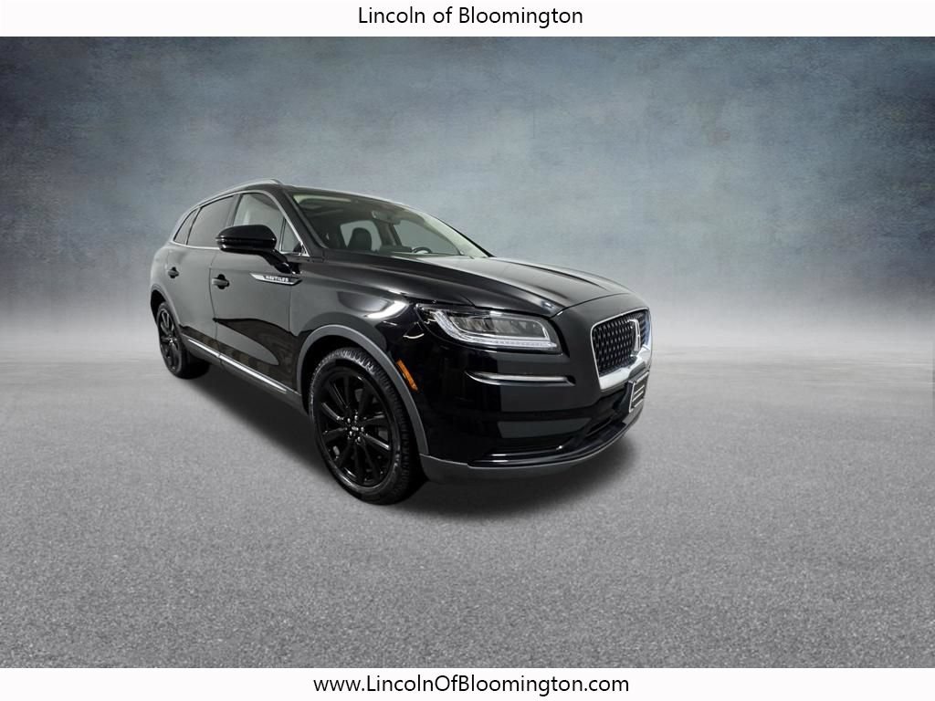 Certified 2022 Lincoln Nautilus Reserve w/ Monochromatic Package AWD/4WD image 11