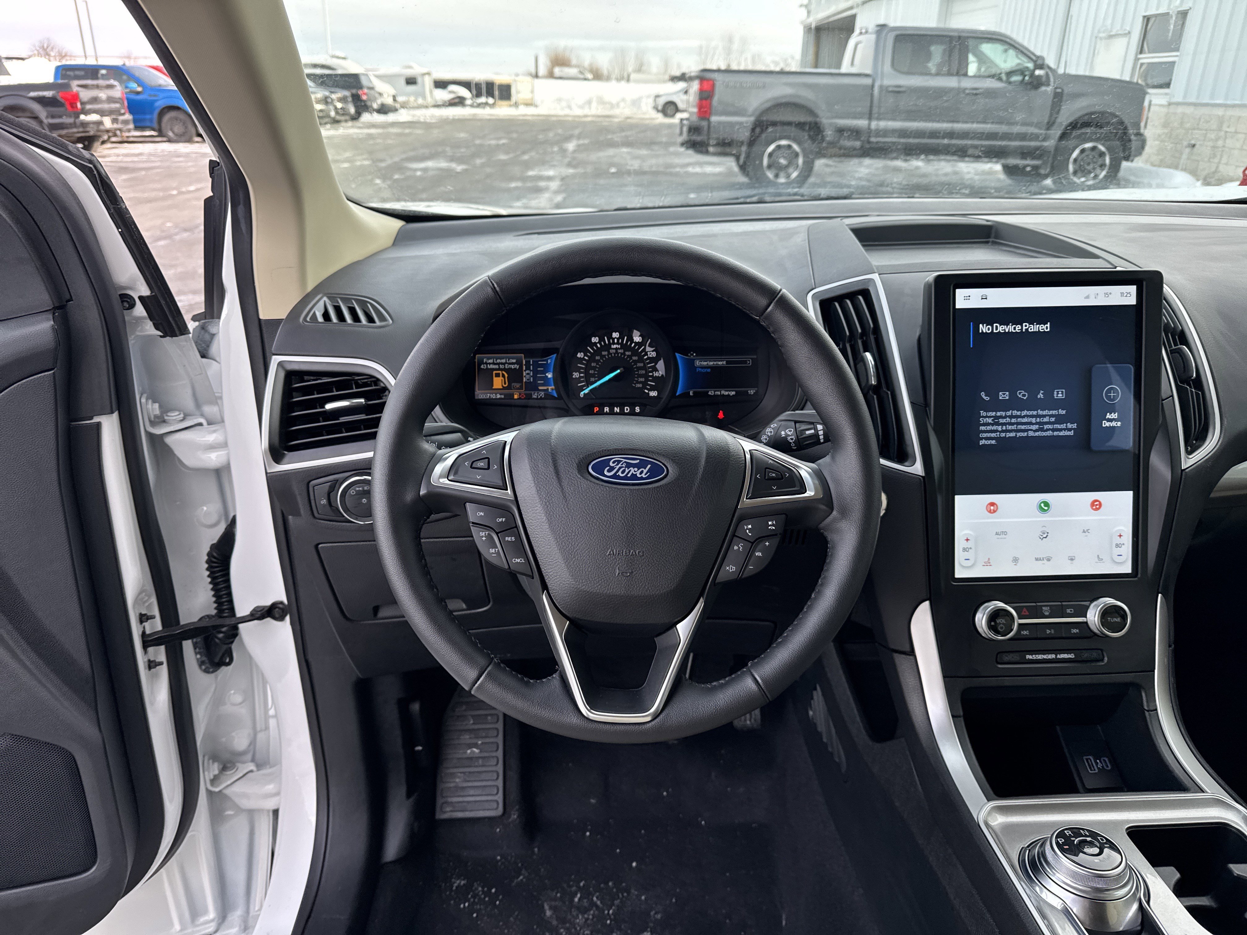 Used 2024 Ford Edge SEL image 22