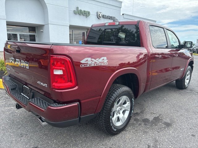 New 2026 RAM 1500 4x4 Crew Cab image 7