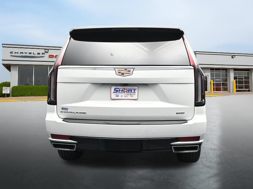 Used 2023 Cadillac Escalade Premium Luxury AWD/4WD image 4