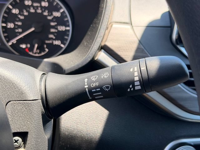 Used 2025 Nissan Altima 2.5 SV FWD image 16
