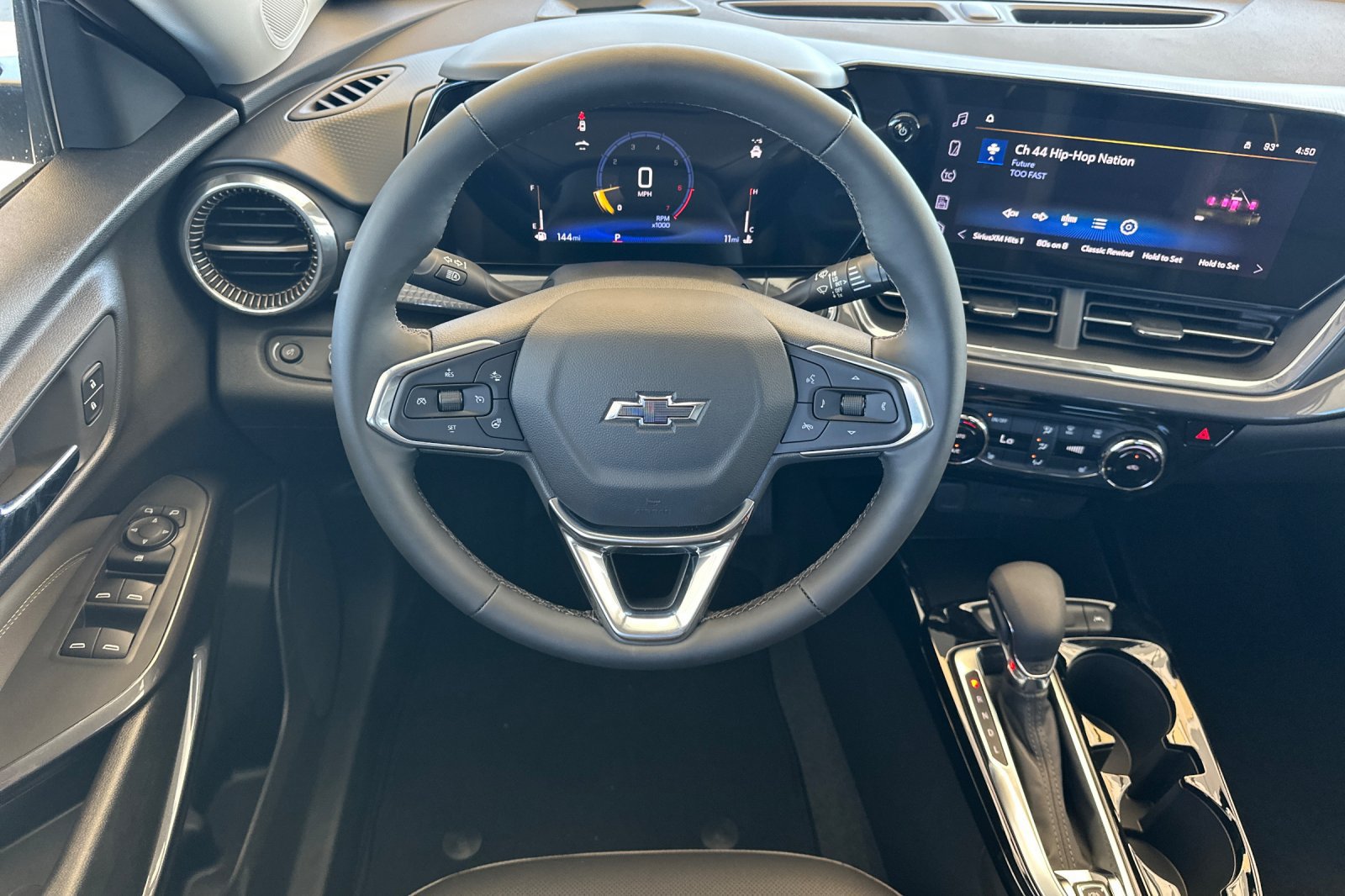 New 2026 Chevrolet Trax ACTIV w/ Driver Confidence Package FWD image 15
