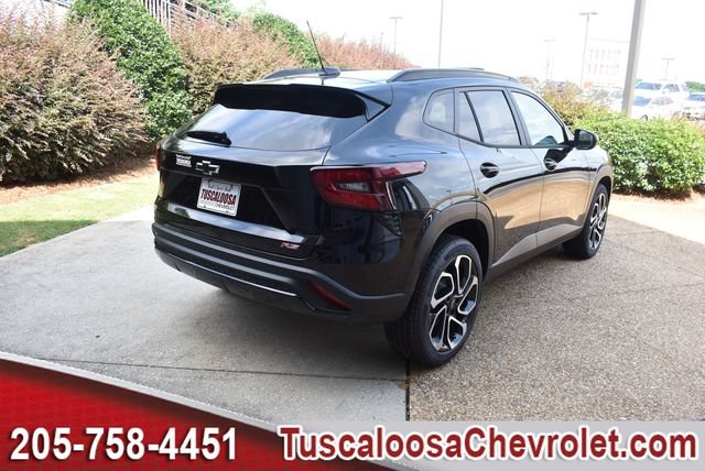 New 2026 Chevrolet Trax RS w/ Sunroof Package FWD image 10