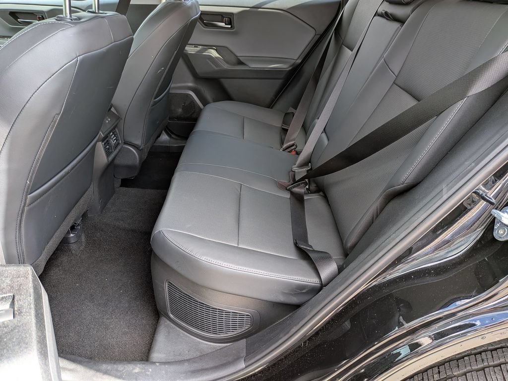 Used 2026 Toyota RAV4 XLE Premium AWD/4WD image 28