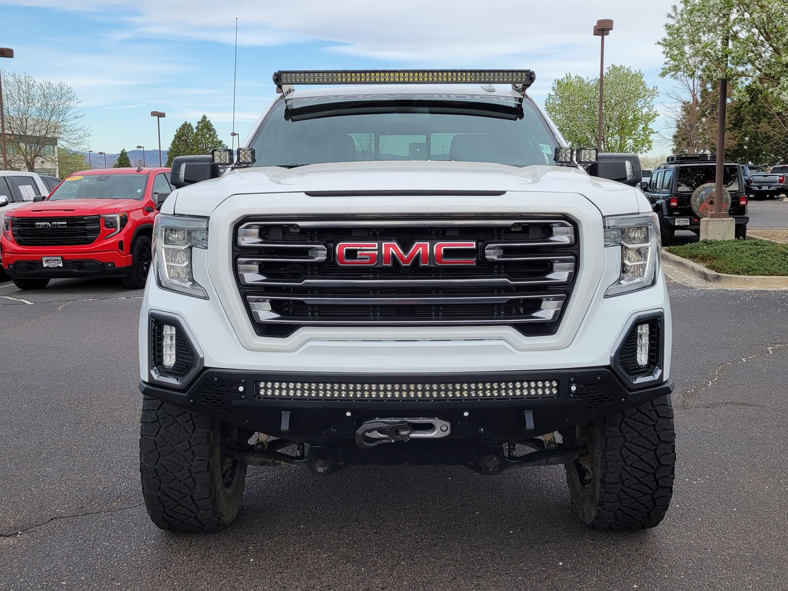 Used 2019 GMC Sierra 1500 AT4 w/ AT4 Premium Package image 8