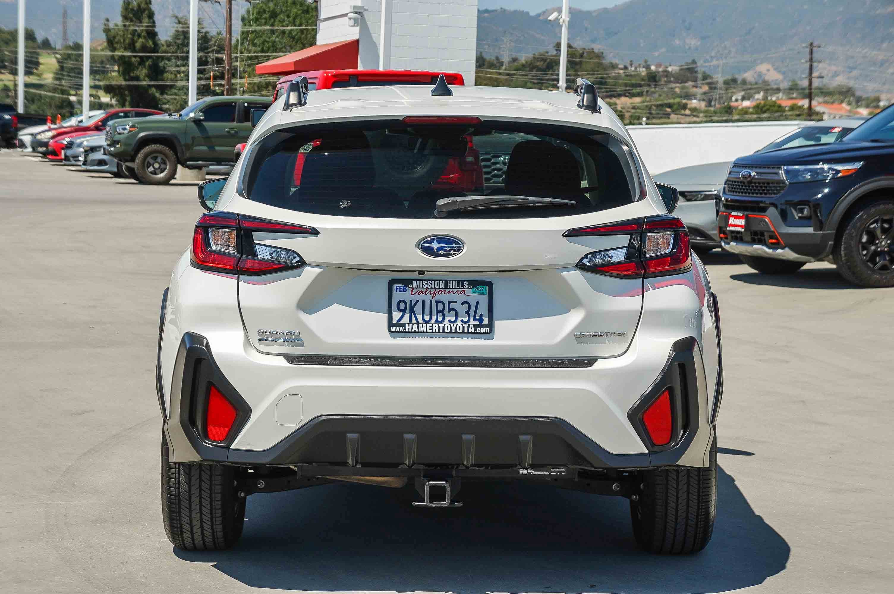 Used 2024 Subaru Crosstrek 2.0i Premium AWD/4WD image 6