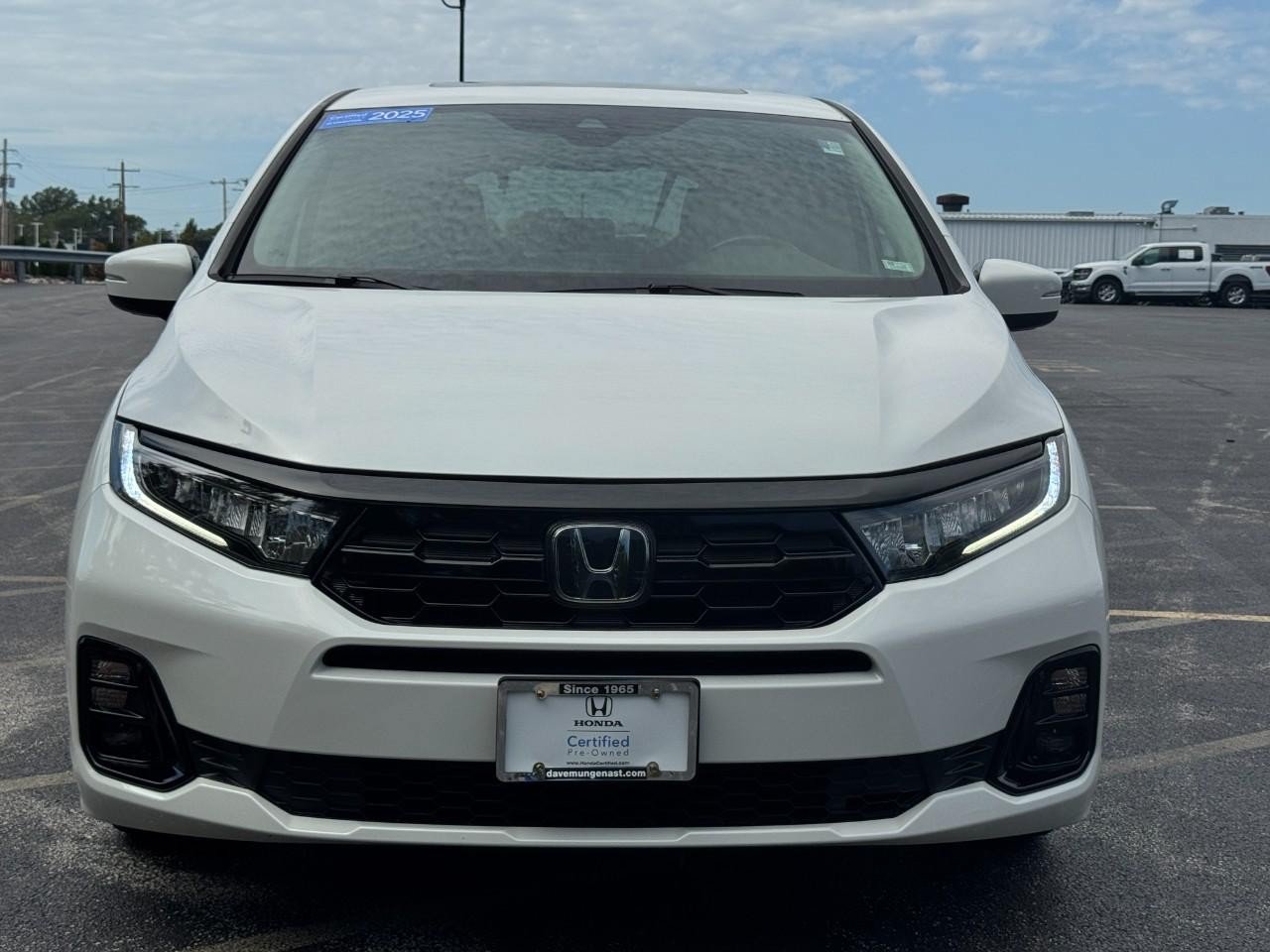 Used 2025 Honda Odyssey Elite image 11