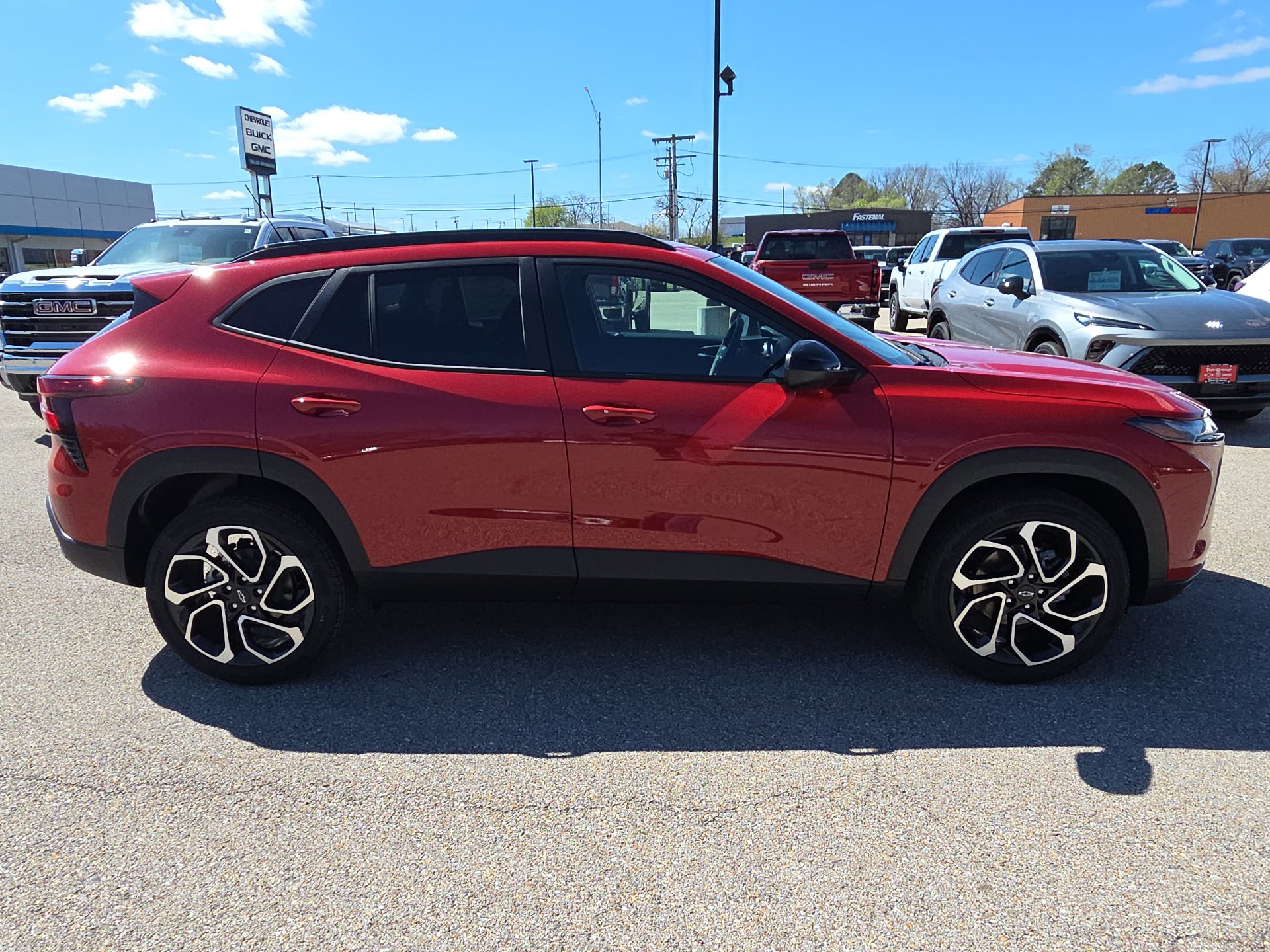 New 2026 Chevrolet Trax RS w/ Driver Confidence Package image 9