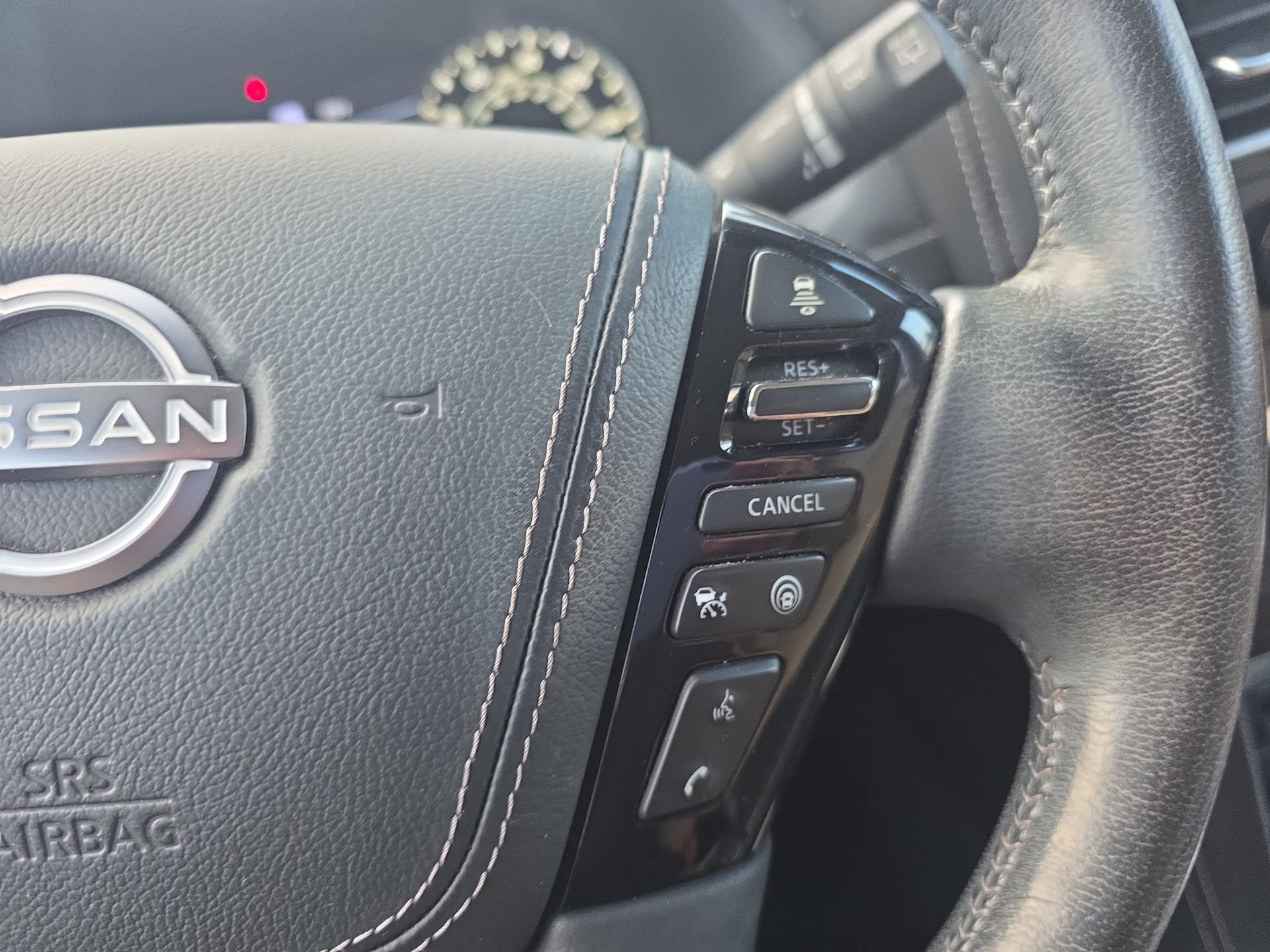 Used 2021 Nissan Armada Platinum AWD/4WD image 18