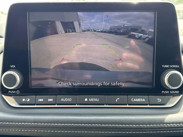 Used 2025 Nissan Rogue SV AWD/4WD image 30