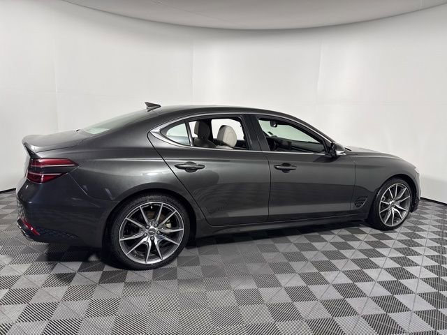 Used 2023 Genesis G70 2.0T image 8
