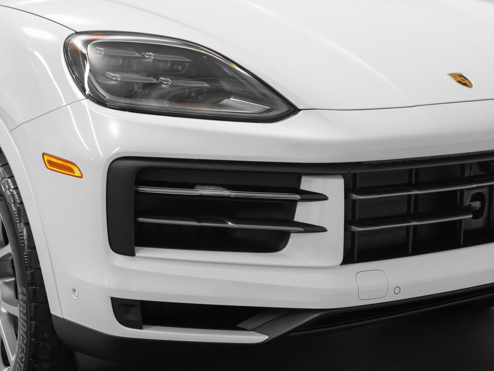 Used 2025 Porsche Cayenne image 14