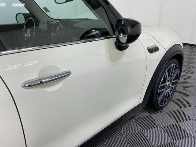 Used 2022 MINI Cooper S w/ Premium Package image 8