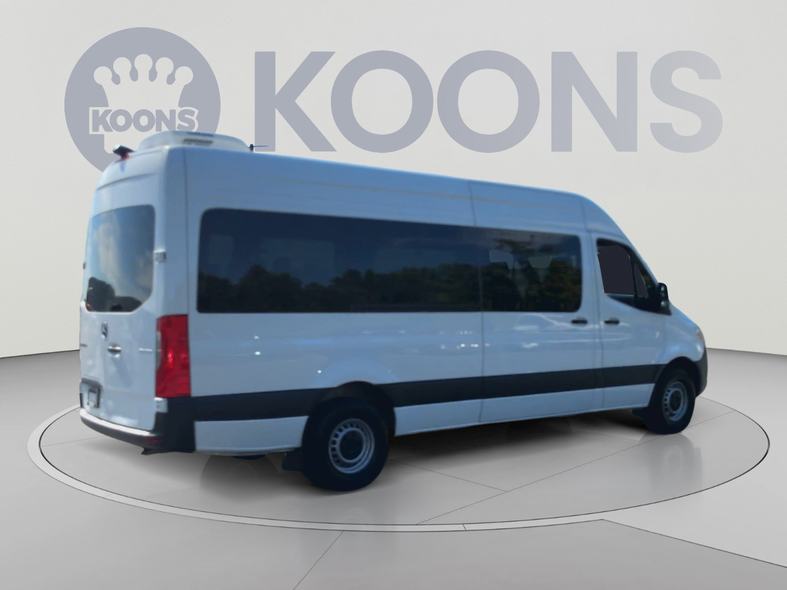 Used 2025 Mercedes-Benz Sprinter 2500 image 11