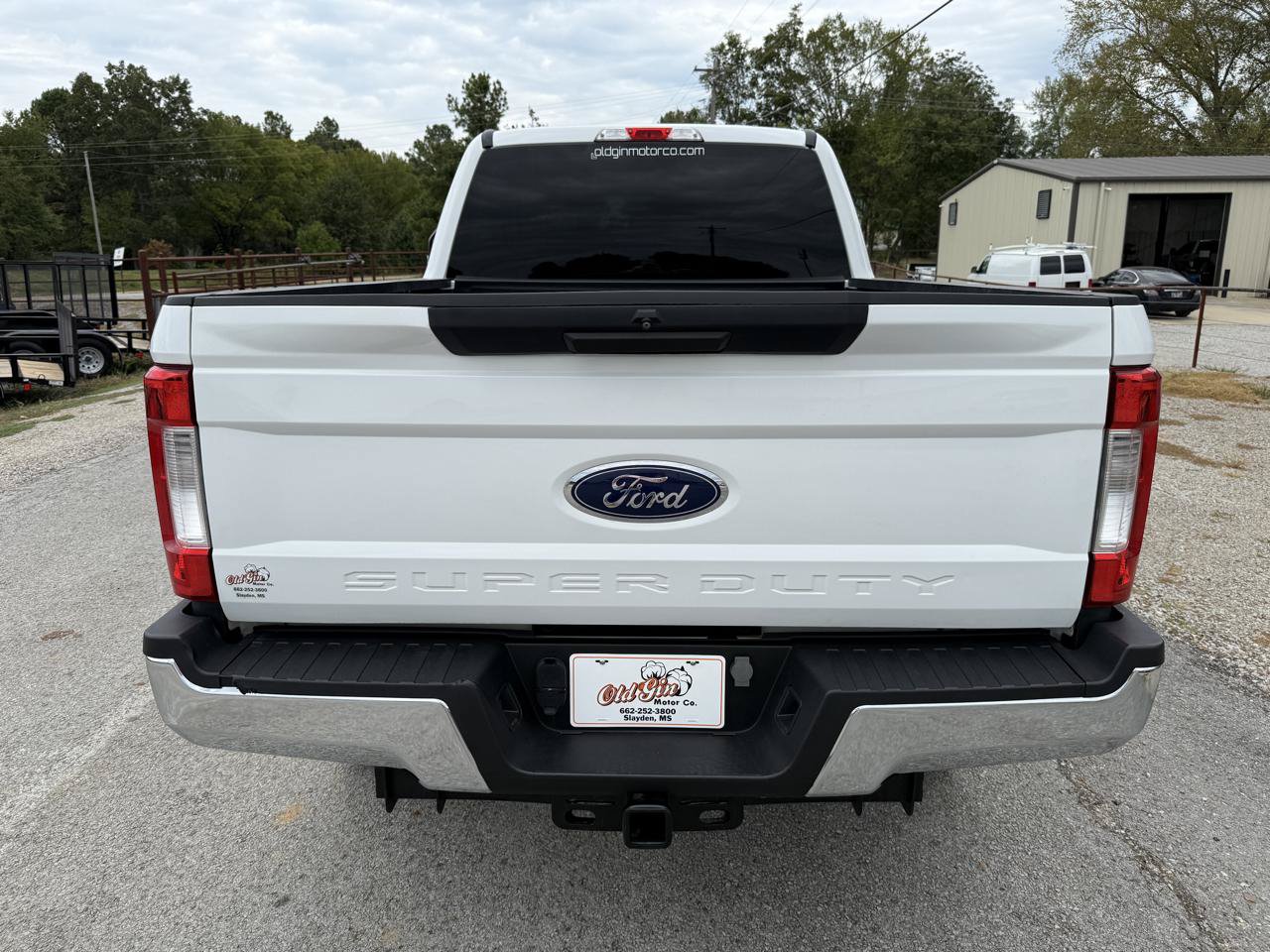 Used 2019 Ford F250 XLT w/ Snow Plow Prep Package AWD/4WD image 4