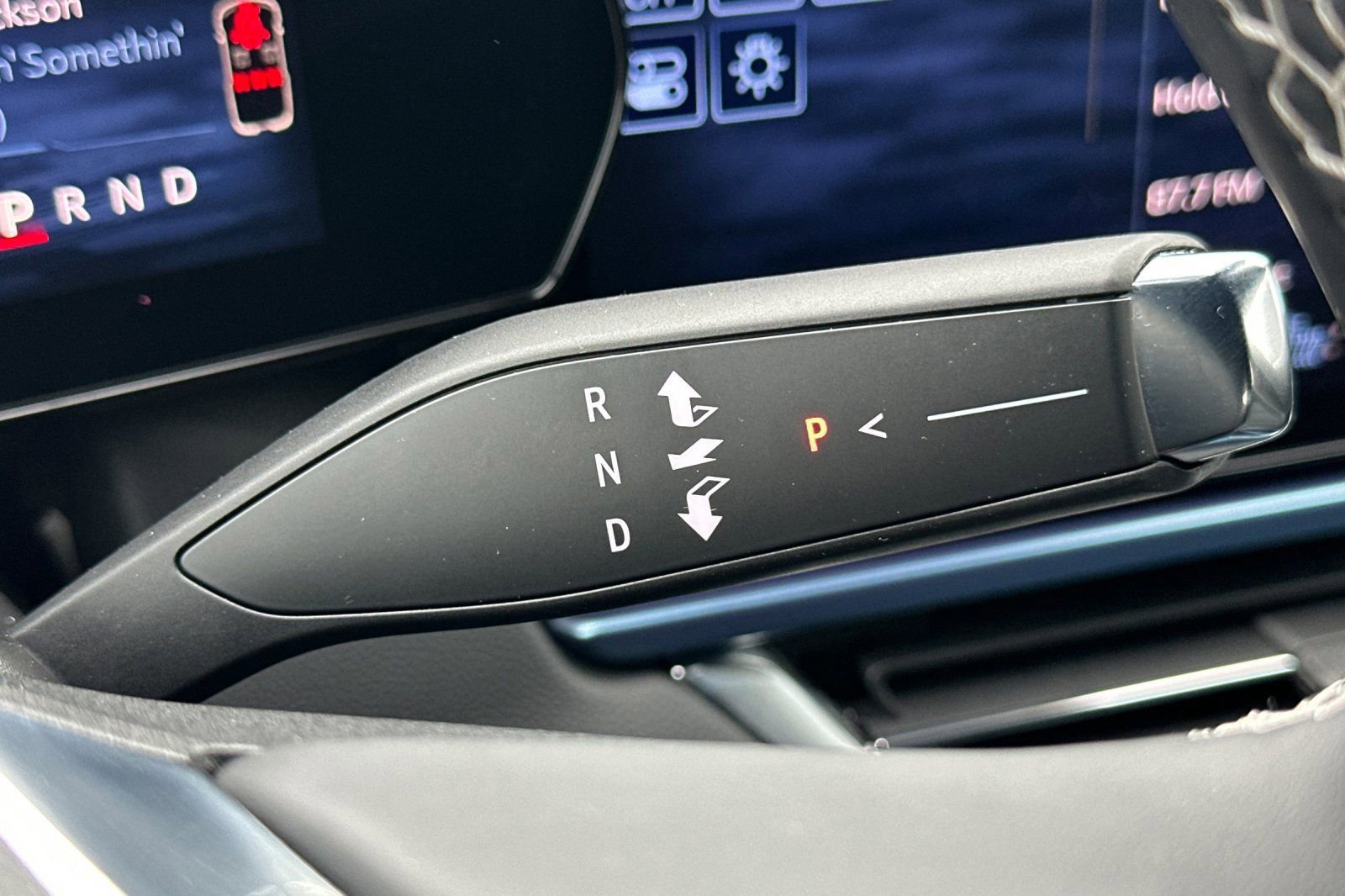 Used 2025 Chevrolet Equinox EV LT w/ Convenience Package image 22