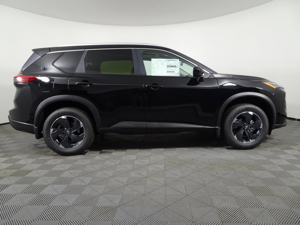 New 2026 Nissan Rogue SV w/ SV Premium Package image 24