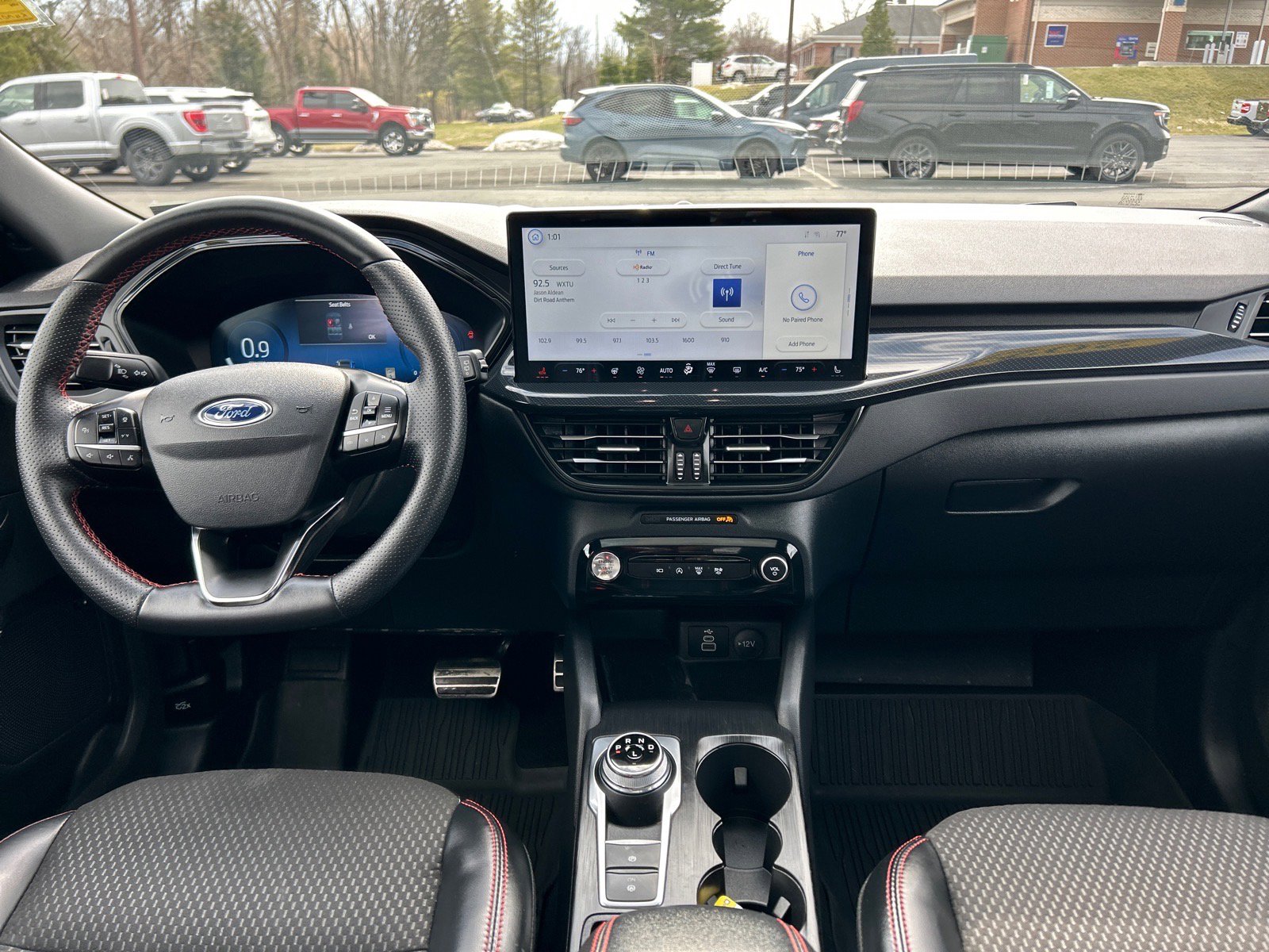 Certified 2024 Ford Escape ST-Line Select w/ Tech Pack #2 AWD/4WD image 3