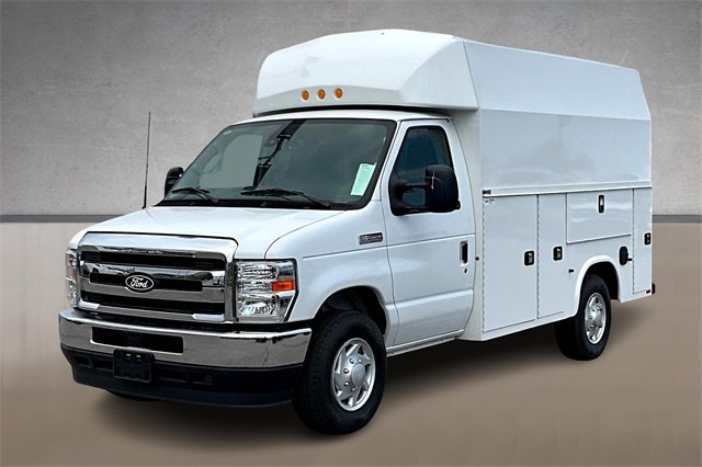 New 2026 Ford E-350 and Econoline 350 Super Duty w/ Power Equipment Group image 1