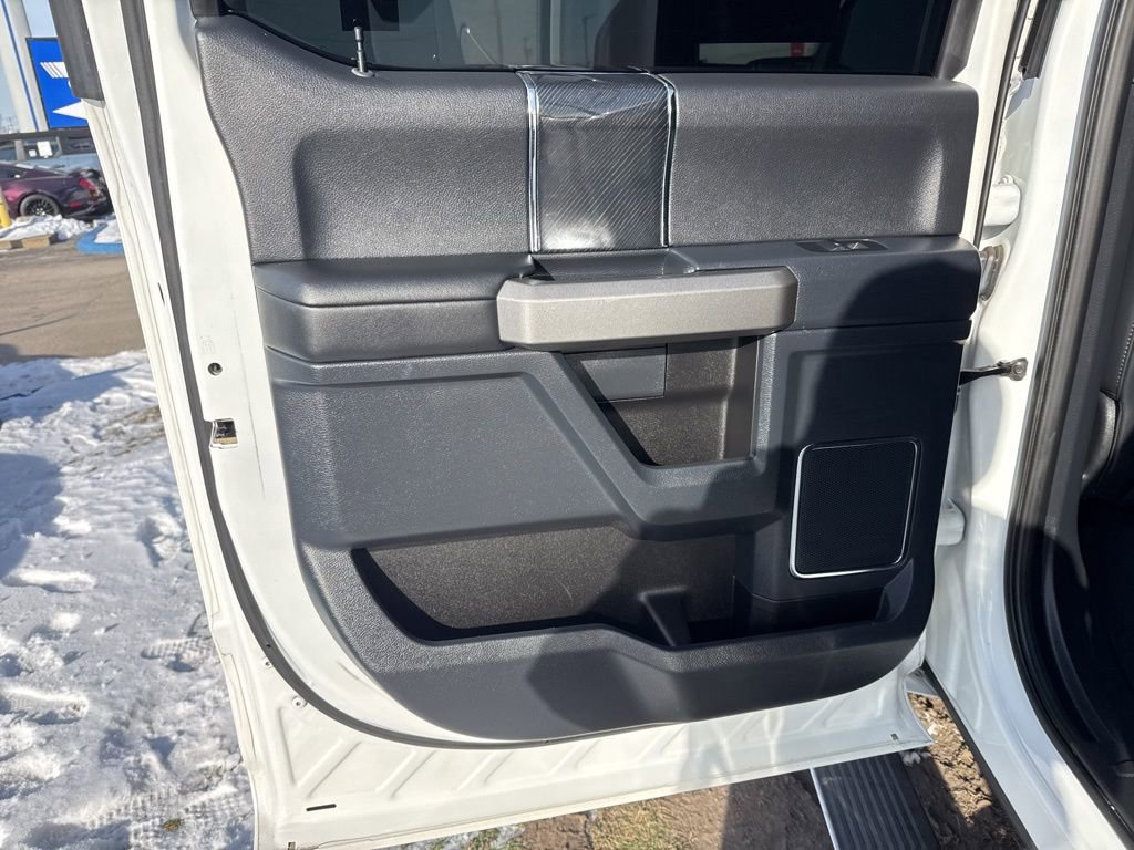 Used 2022 Ford F450 Platinum w/ FX4 Off-Road Package image 31