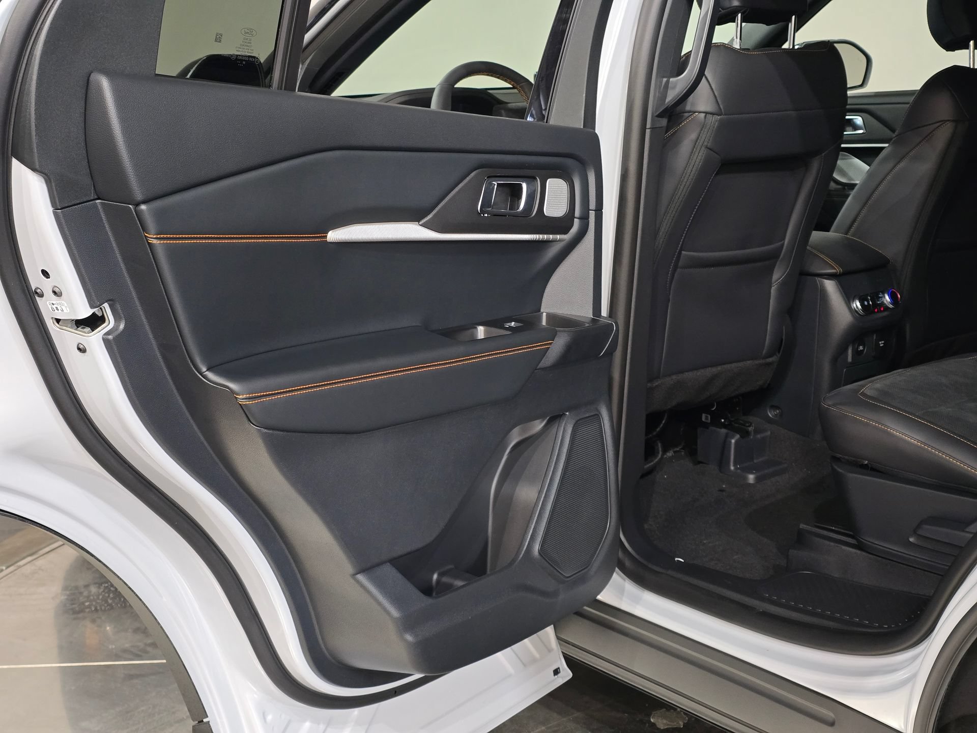 New 2026 Ford Explorer Tremor w/ Tremor Ultimate Package AWD/4WD image 40