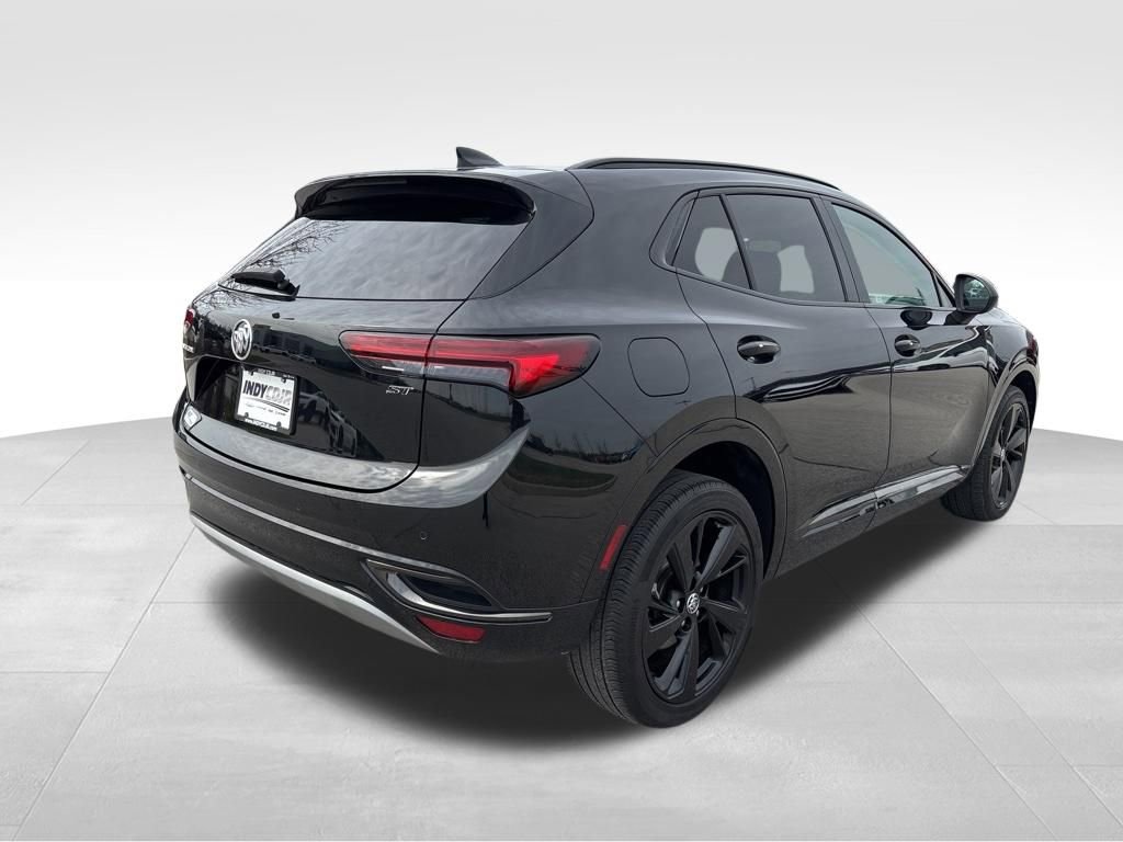 Used 2023 Buick Envision Essence w/ Sport Touring Package image 4