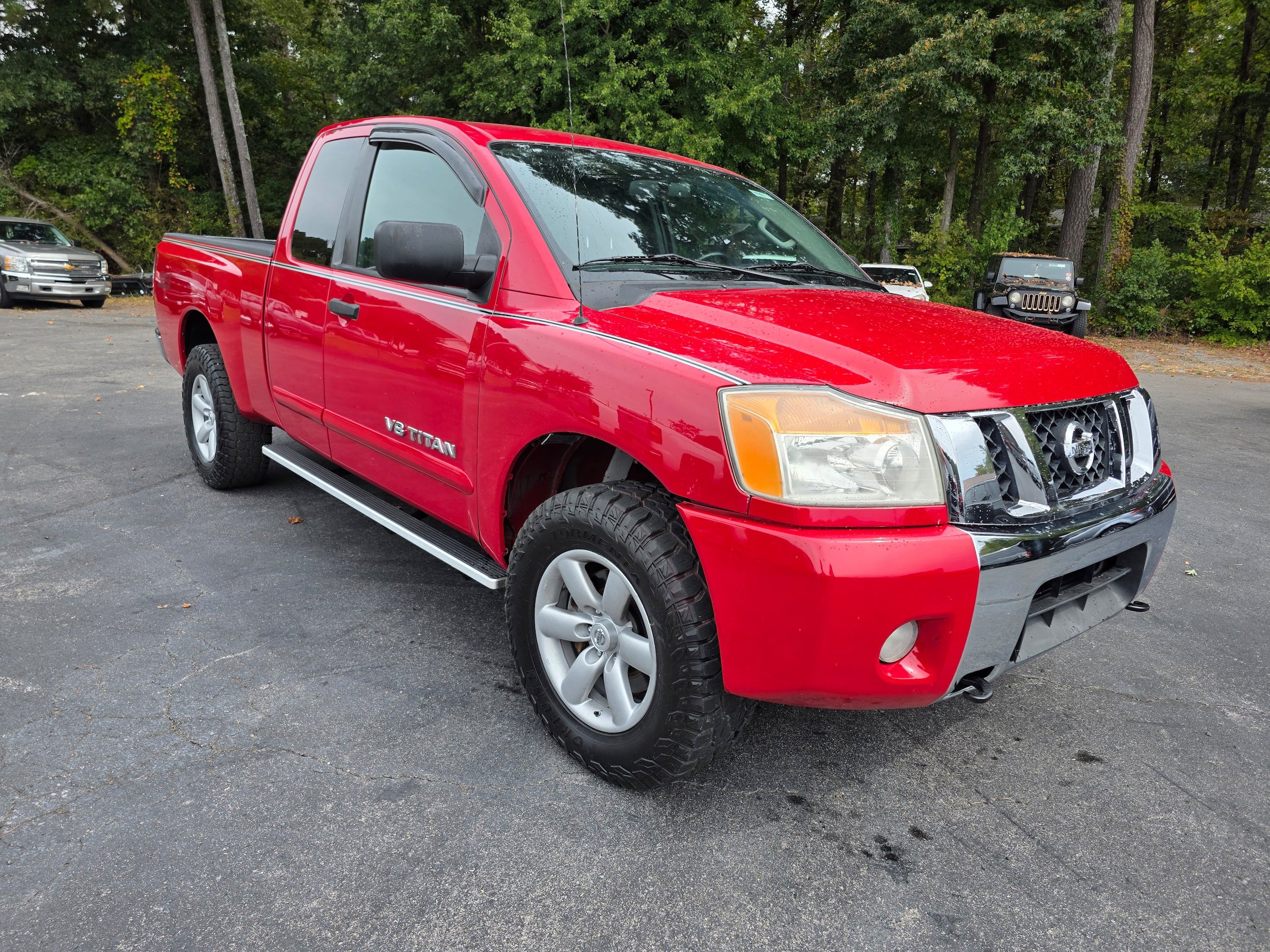Used 2012 Nissan Titan SV w/ SV Value Truck Pkg AWD/4WD image 3