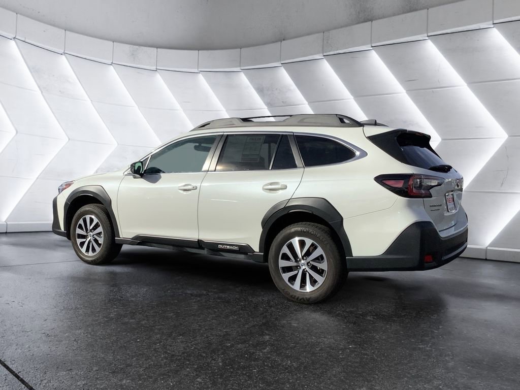 Certified 2025 Subaru Outback Premium image 6