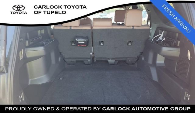 Used 2025 Toyota 4Runner Limited image 15
