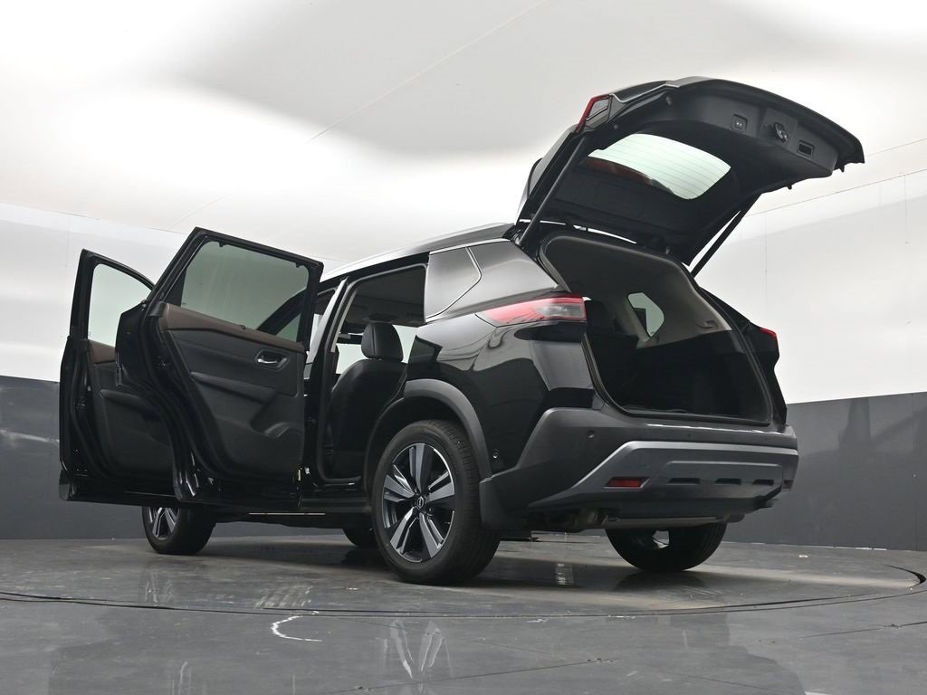 Used 2023 Nissan Rogue SL w/ SL Premium Package image 58