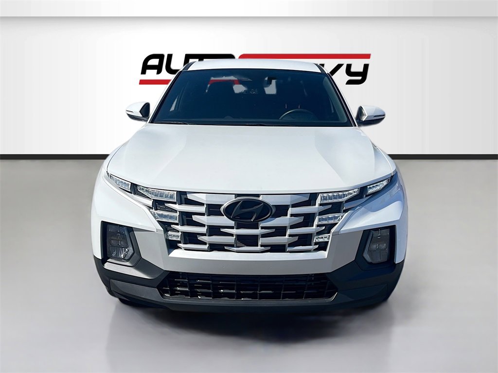 Used 2024 Hyundai Santa Cruz SEL image 2